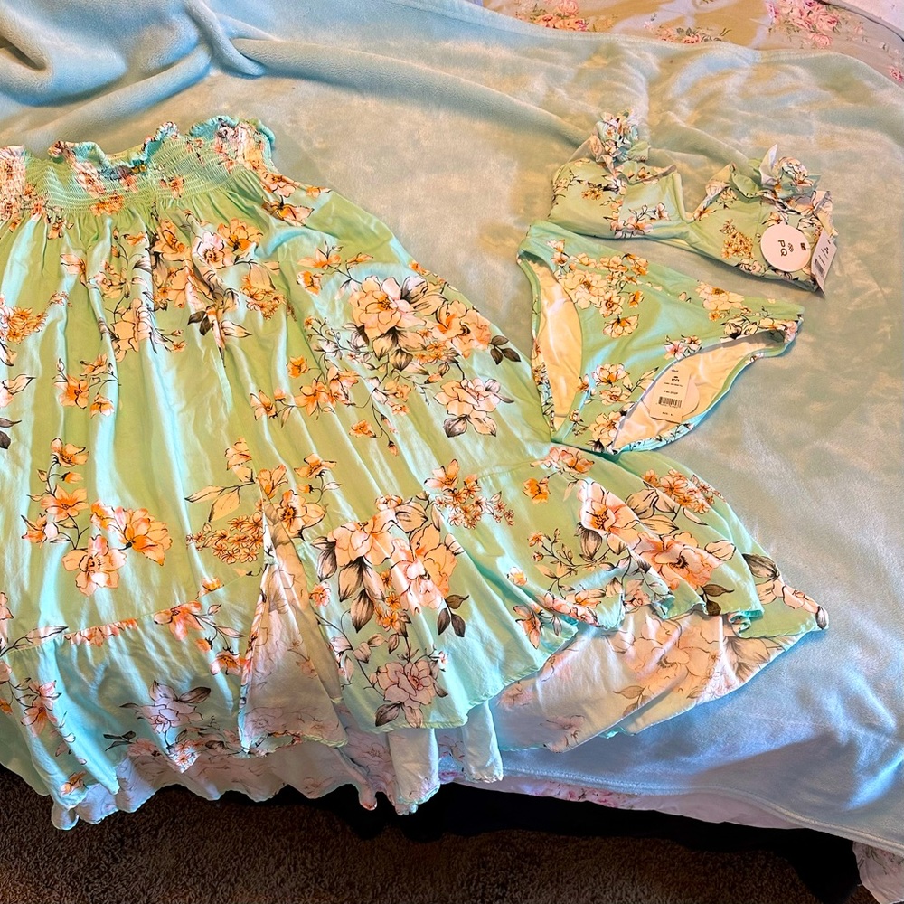 PQ Swimsuit and coverup sz L new with tags